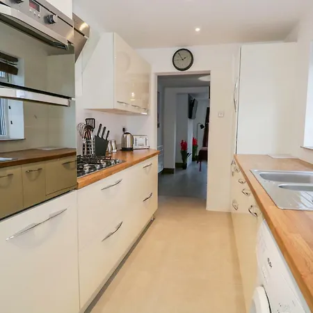 21 Silverdale Street * Millom